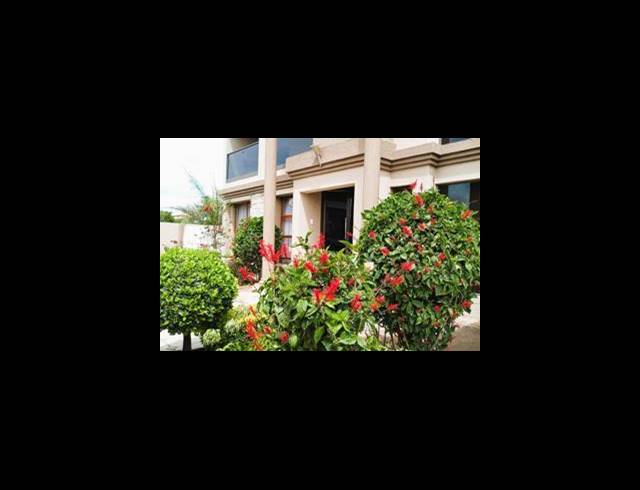 4 BEDROOM HOUSE FOR SALE IN WOODHILL ESTATE